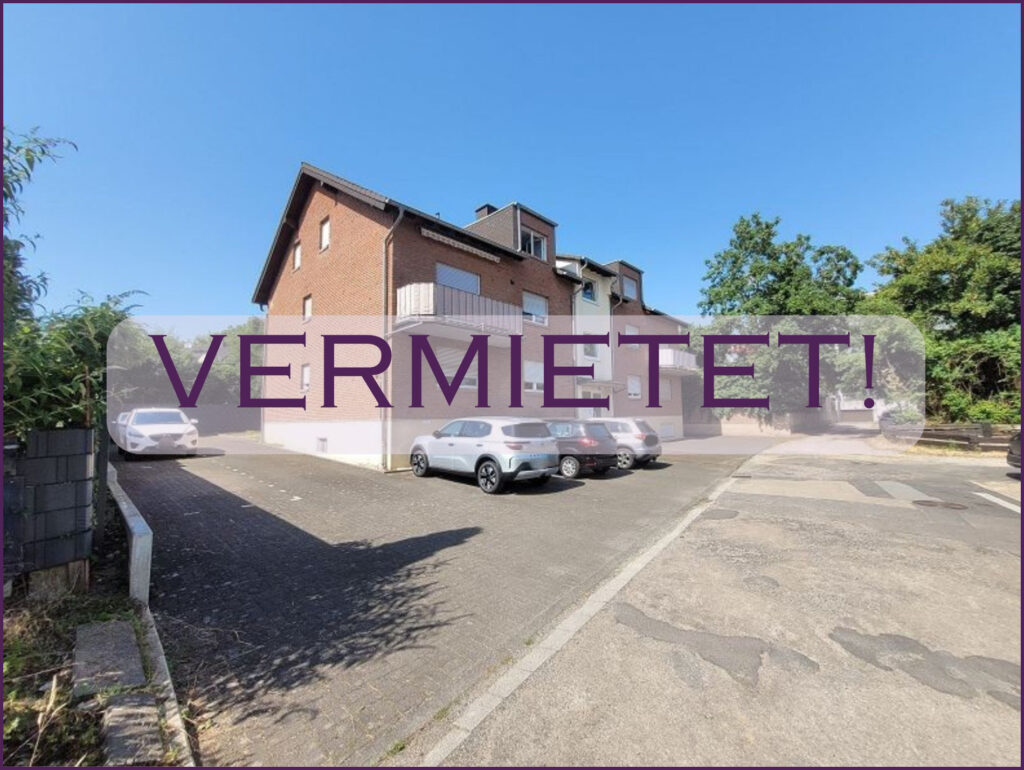 Bergheim - bezugsfreie, großzügige 3-Zimmerwohnung mit zwei Balkonen in Quadrath-Ichendorf
